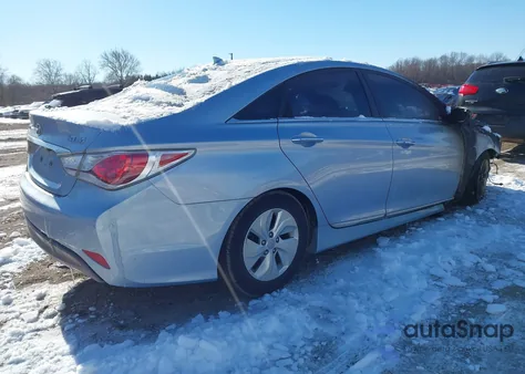2013 Hyundai Sonata Hybrid из США, поврежденный, VIN KMHEC4A43DA077477